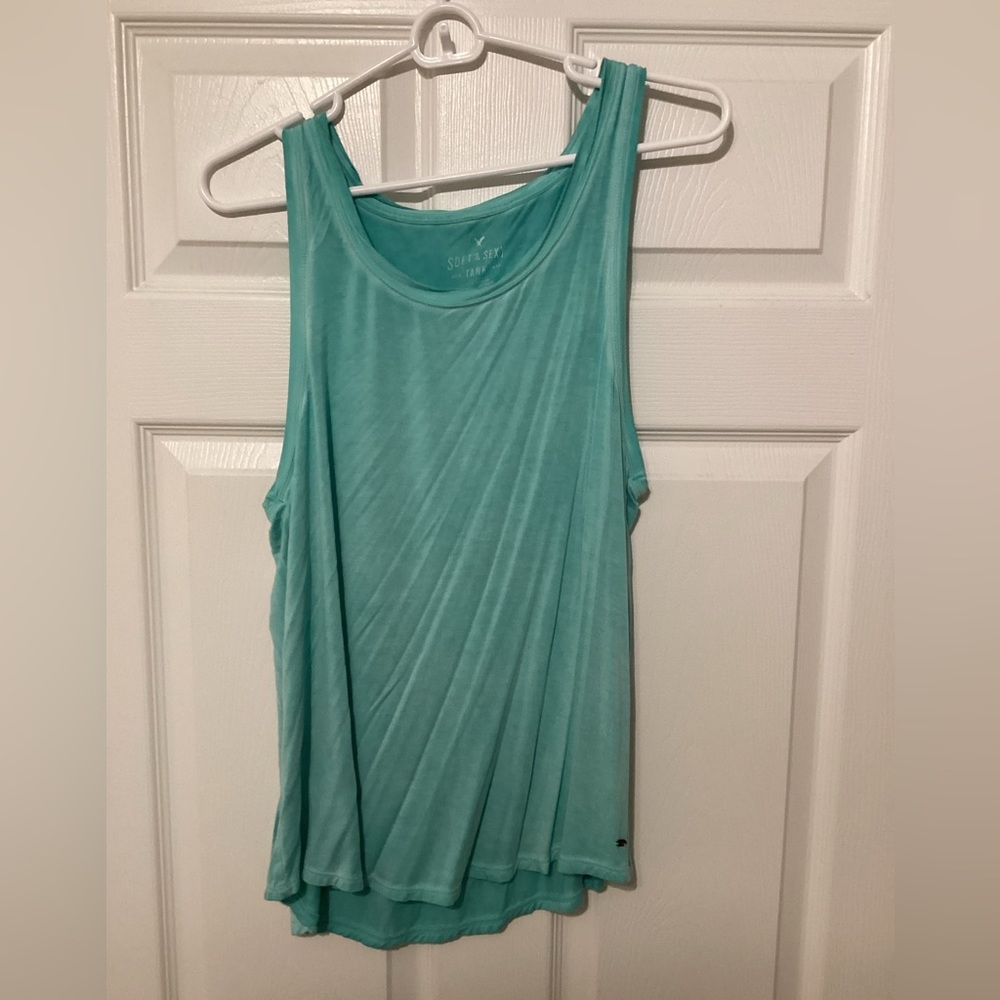Tank top.